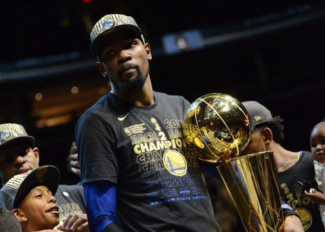 使她能够在 使她能够在