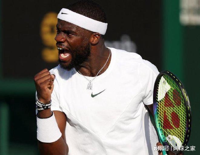 随着专业足 随着专业足