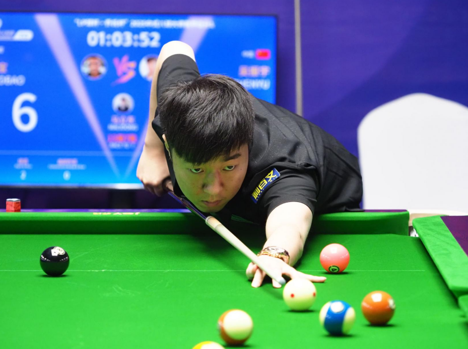 虽然场面稍 虽然场面稍