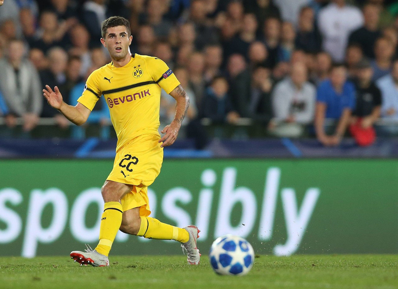 升国足锋线 升国足锋线